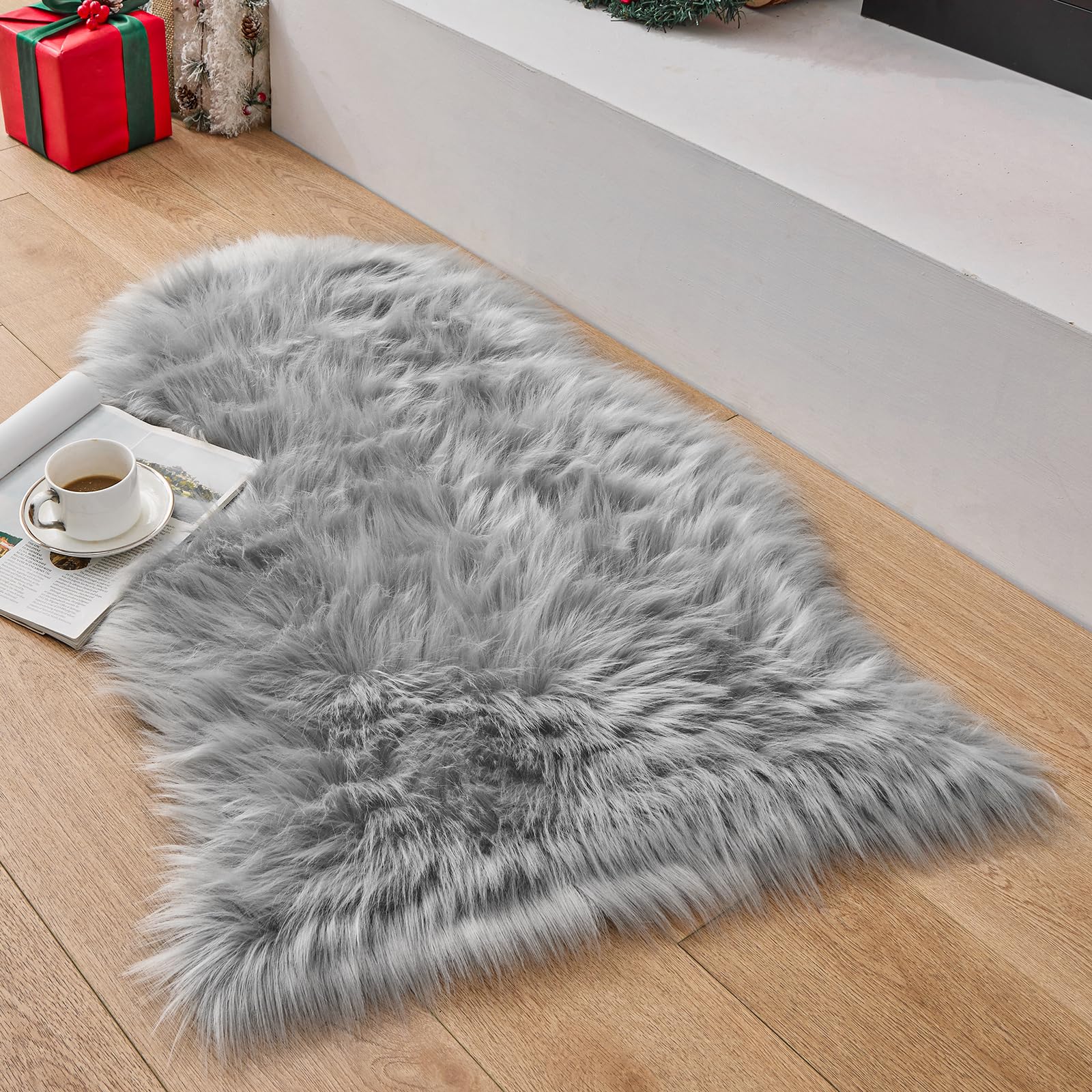 SXYHKJ Faux Sheepskin Rugs, Soft Fluffy Faux Chair Cover Hairy Washable Carpet Non Slip Mats for Chair Bed Sofa Floor with Extra Long Wool (gray, 50x80CM)