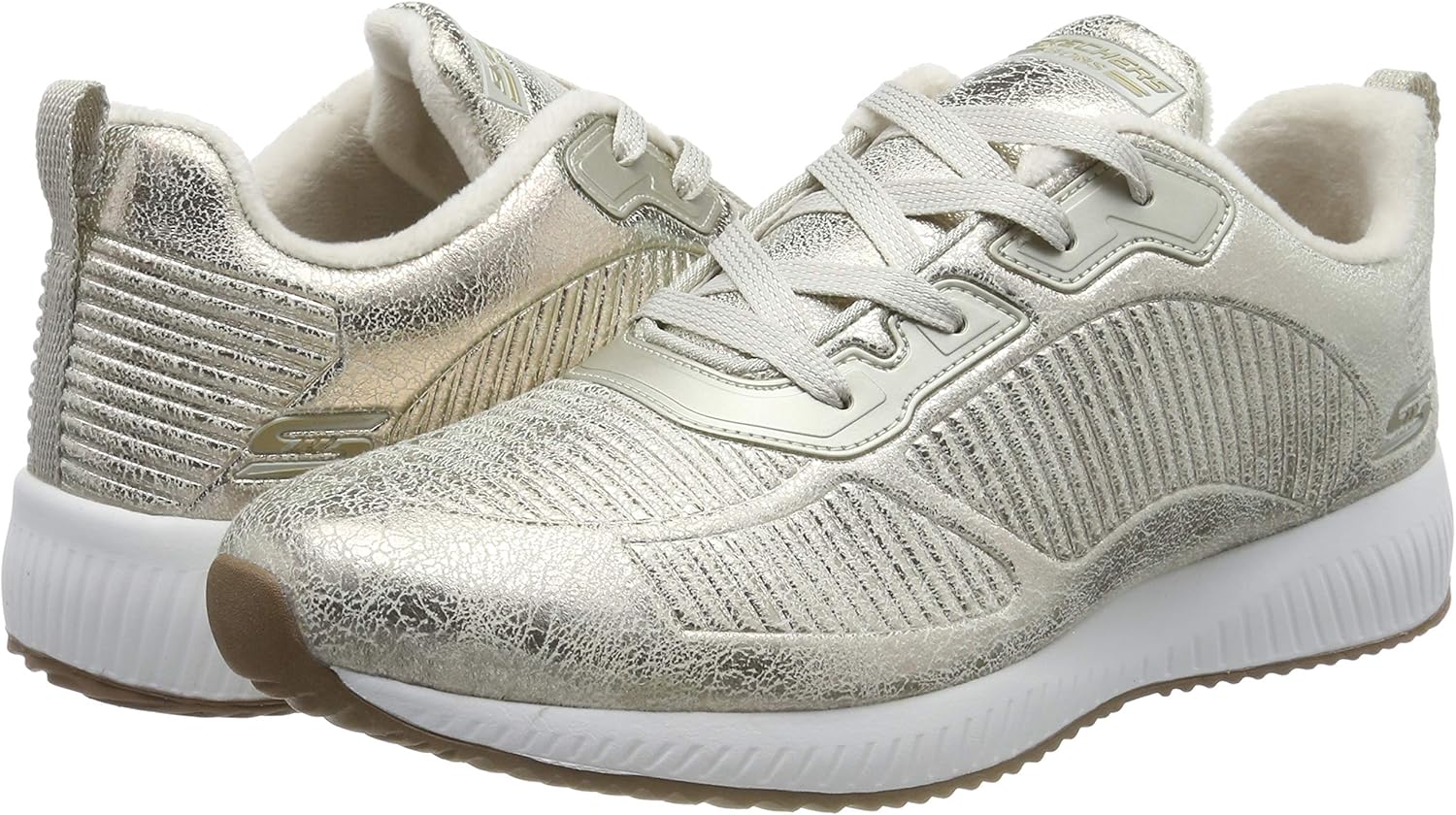 Skechers lace up sneakers dorados Clearance