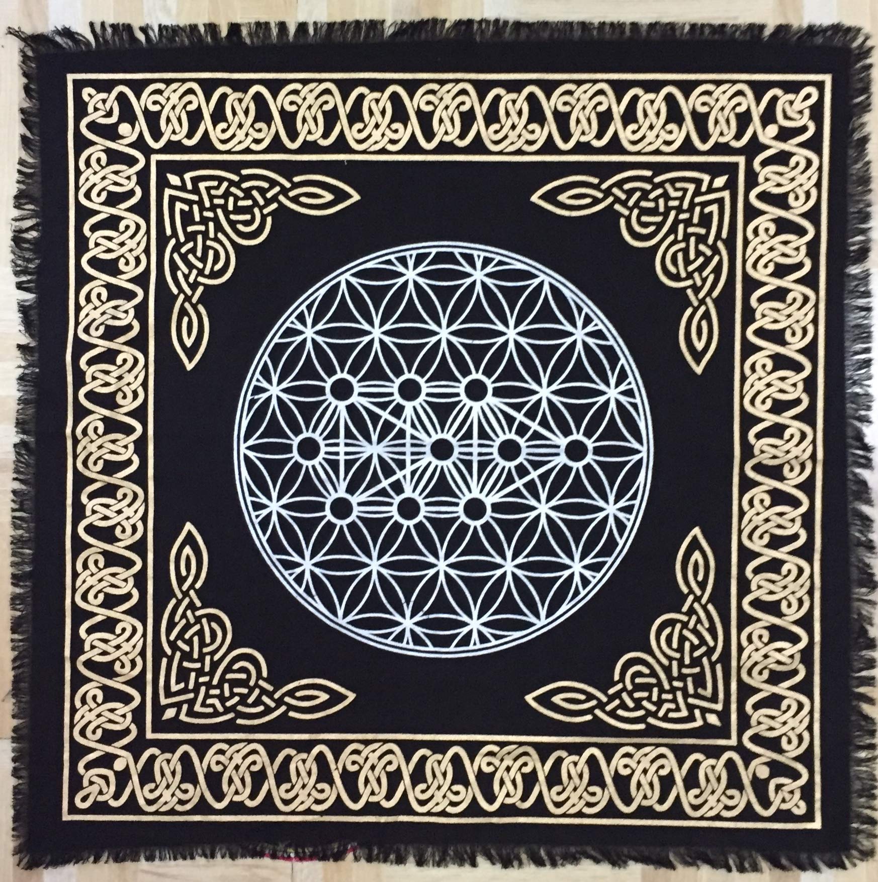 Indian Consigners Altar Cloth Witchraft Witchery Tablecloth Alter Sacred Table Cover Spiritual Spell Witch Tarot Spread