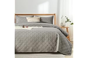 inron Quilt Set King Size, Grey Microfiber Ultrasonic Cal King Bedspreads, Lightweight Breathable Coverlet, Modern Geometric Pattern Thin Bedding Set for All Season (1 Quilt, 2 Pillow Shams)