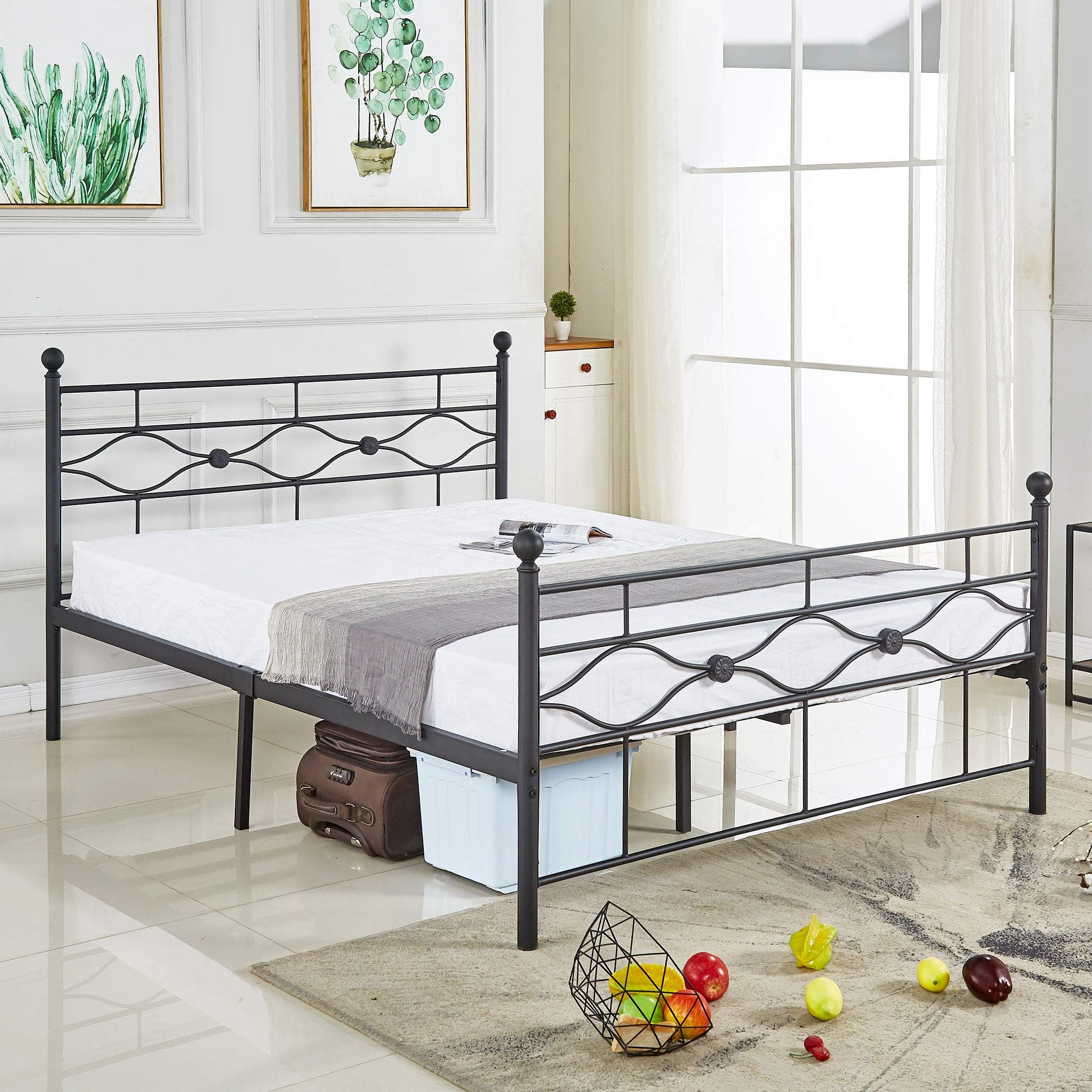 Metro Shop TRIBECCA HOME LeAnn Graceful Scroll Bronze Iron Queen-sized Bed by Tribecca Homes