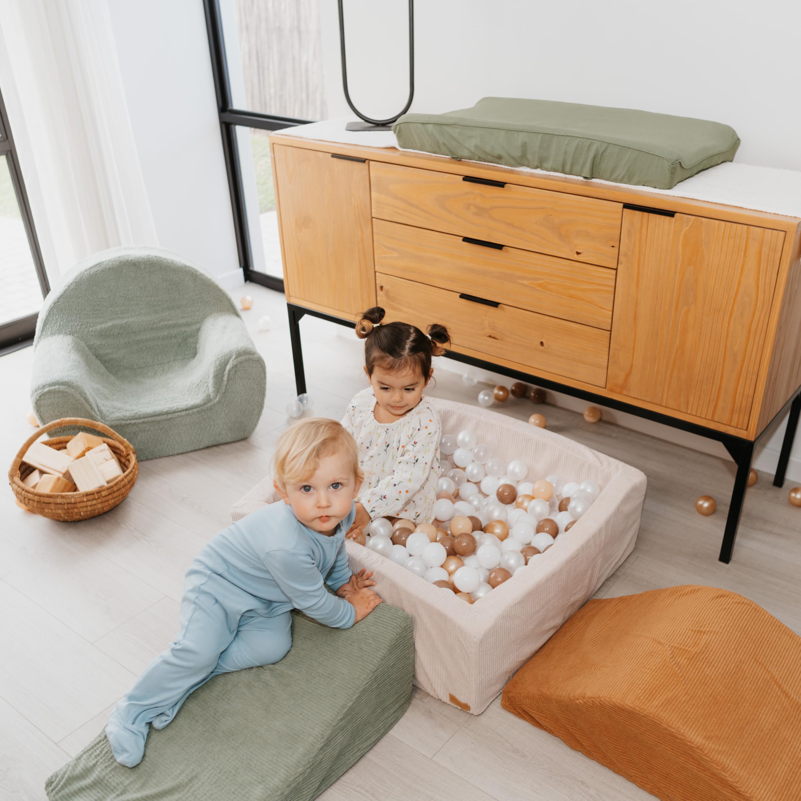 Fun Climbing Toy Set for Toddlers Aged 1-3 - Incl. Crawl Through Tunnel, Large Ball Pit & Climbing Blocks for Unlimited Indoor Fun - Perfect Foam Play Gym for Baby/Kids to Safely Learn New Skills