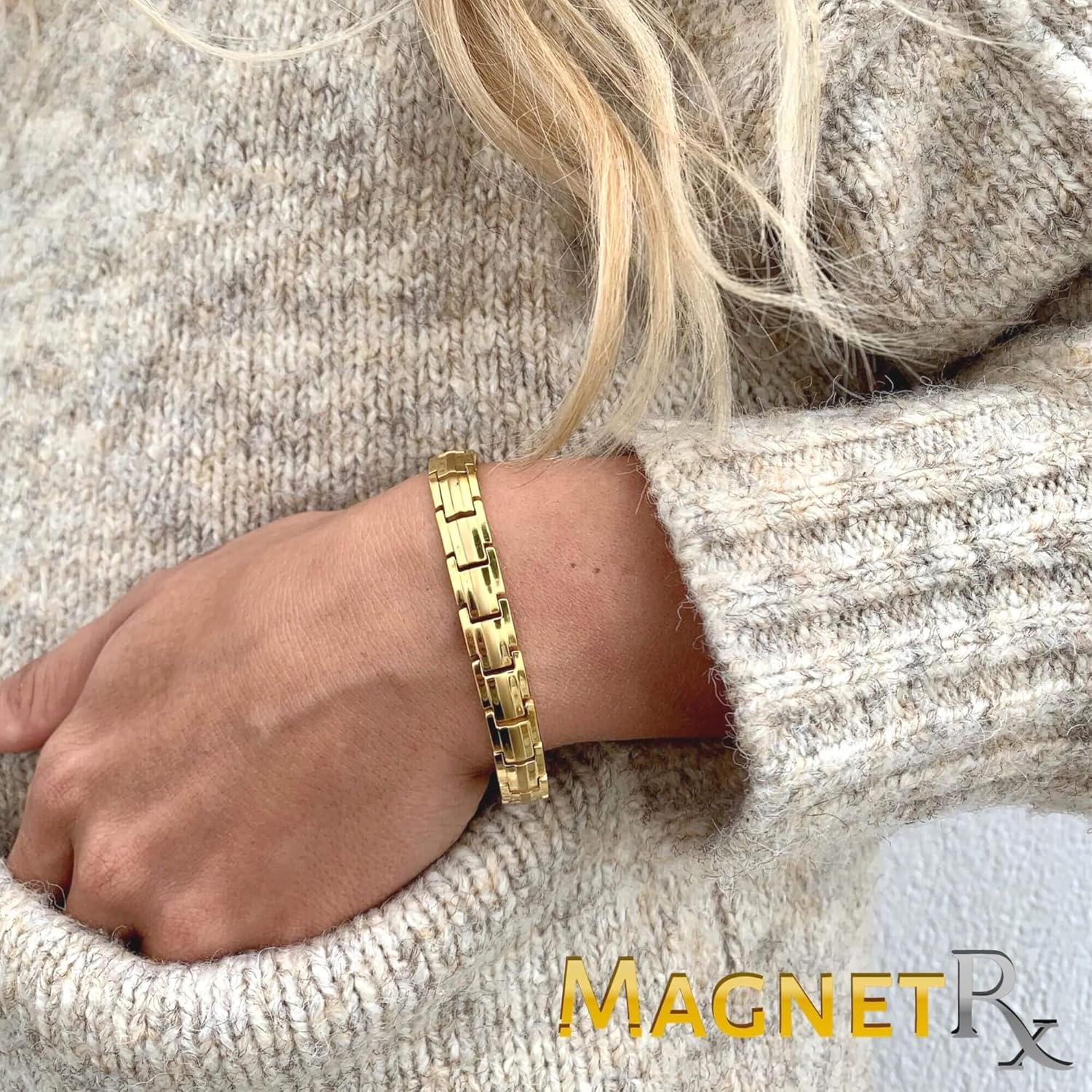 MagnetRX Women's Ultra Strength Magnetic Therapy Bracelet - Arthritis Pain Relief & Carpal Tunnel | Adjustable Titanium Magnetic Bracelets with Gift Box (Gold): Health & Personal Care