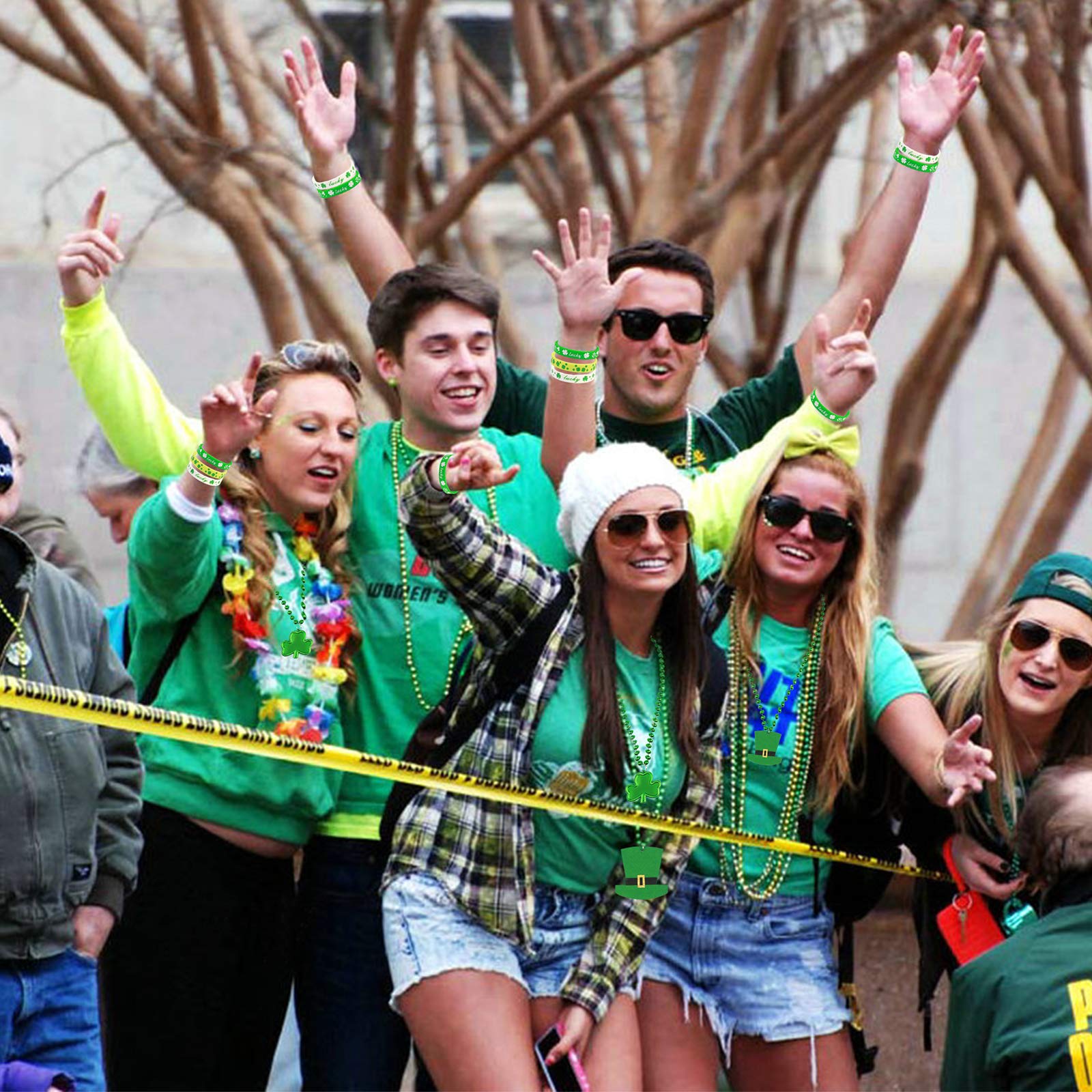 ZERHOK St Patrick\'s Day Shamrock Bracelets, 36pcs Clover Wristbands Silicone Bracelet Sets in 3 for Irish Day Party Favor Supplies Decorations