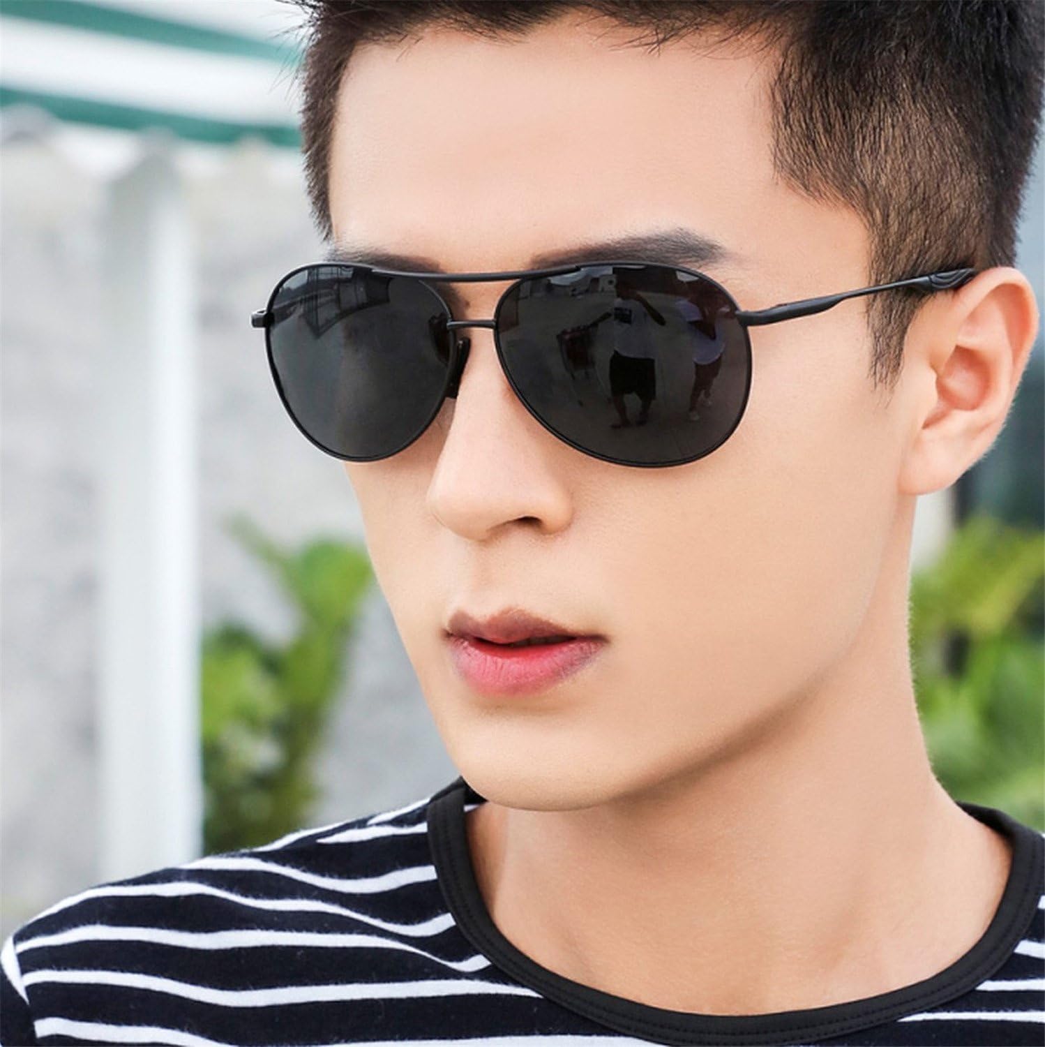 HCIUUI 2018 new sunglasses men's glasses sunglasses tide people polarizer driving eyes frog mirror driving driver mirror