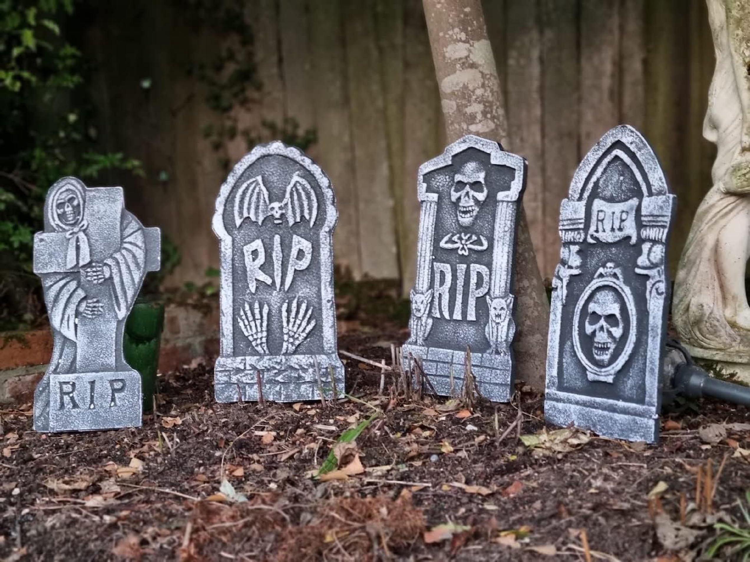 Set of 4 Tombstones Gravestone - Grave Headstones Rip Halloween Party Polystyrene Decorations Prop Graveyard