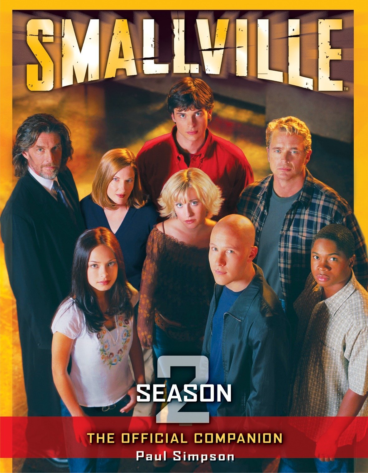 Amazon - Smallville: The Official Companion Season 2: Simpson, Paul:  9781840239478: Books