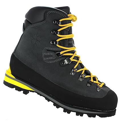 scarponi con suola vibram