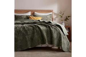 LEAONME Velvet Quilt California King Size 118''x106'', Lightweight Olive Green Velvet Comforter Set with 2 Matching Shams, Soft Cross Stitch Bedspread Coverlet, Oversized King Quilt Set for All Season