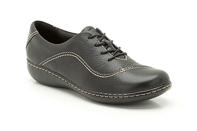 clarks embrace brook