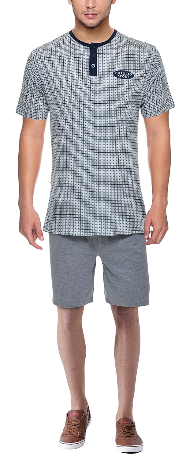 irge men's t-shirt & shorts