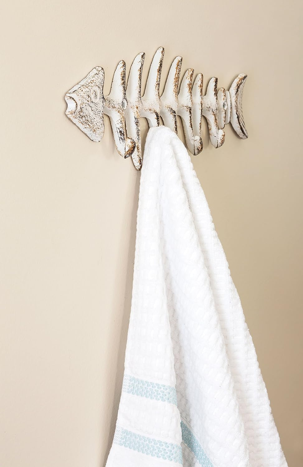 Includes Screws and Anchors Comfify Decorative Fish Bones Wall Mount