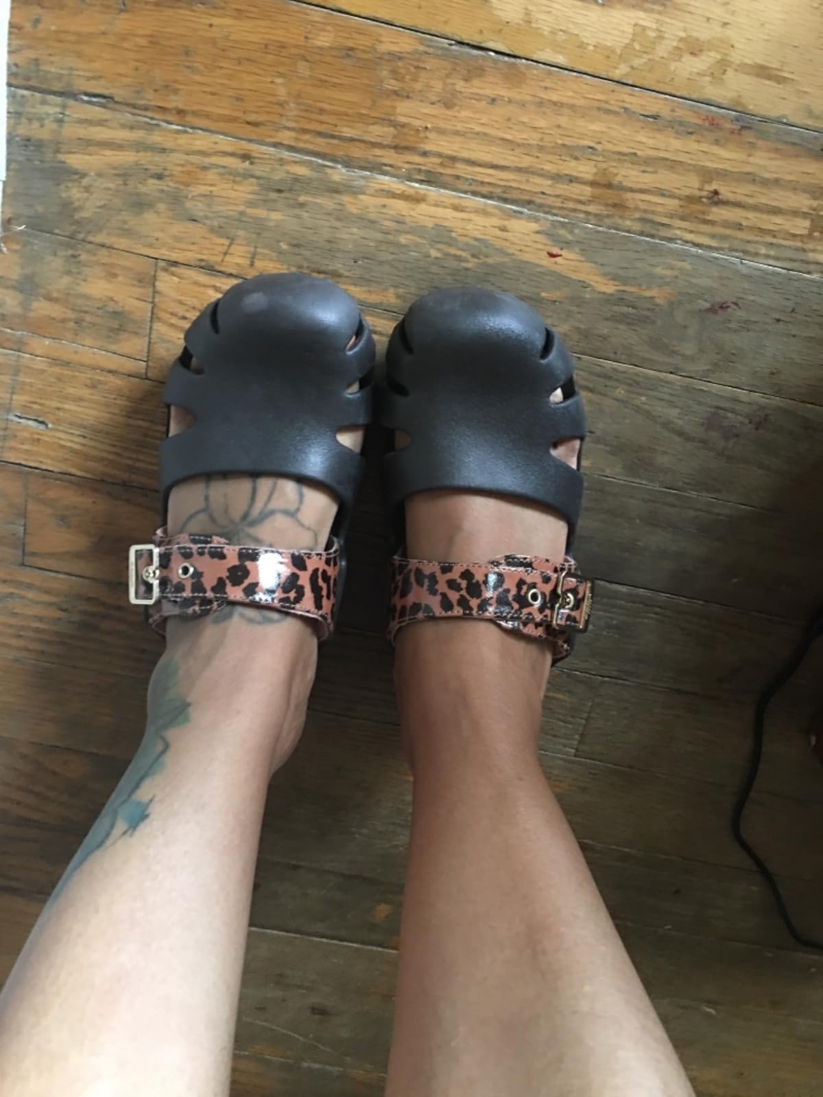 If your job requires you to stand for long periods, this is your shoe