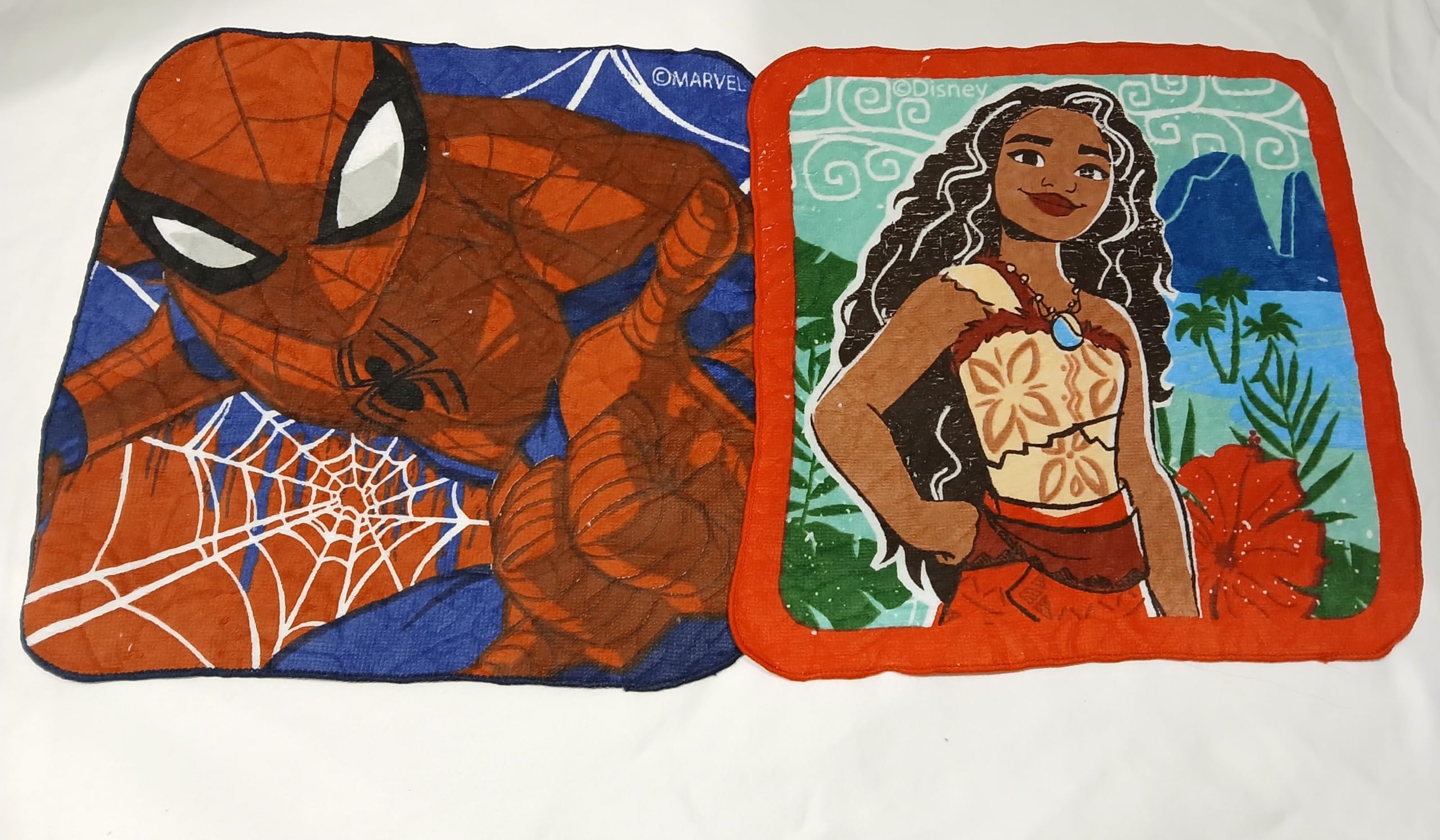 Lex's Linens 2 Pack Magic Facecloths - 1 x Spidey & 1 x Disney Princess Showing Moana