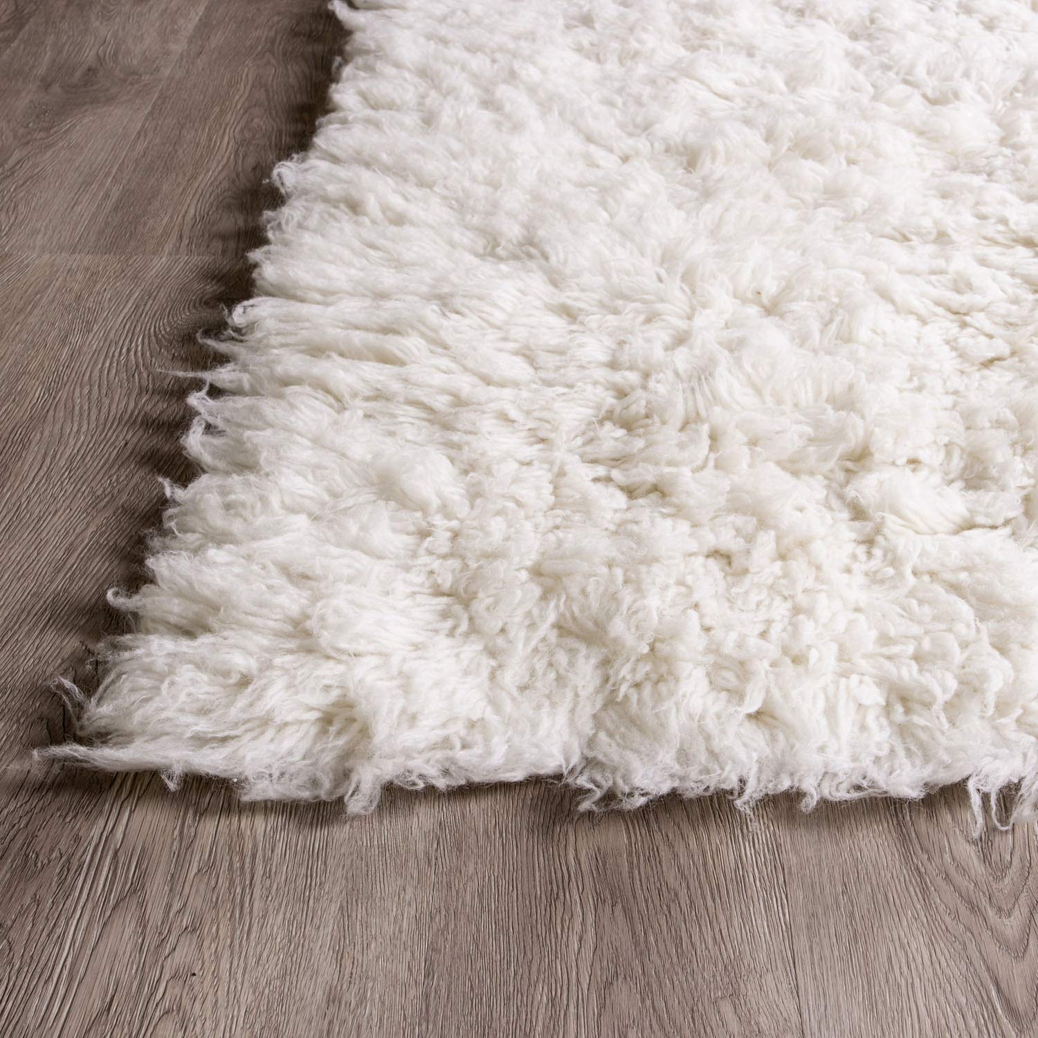 Super Area Rugs Organic Wool Flokati Rug, White 4' x 6' Shag Carpet