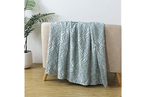 Caressma Coverlet Agate Green Twin Size, Vintage Cozy 3D Geometric Decorative Jacquard Bedspread, Super Soft for Couch and Bed, Travel Lightweight Coverlet (60 x 80”)