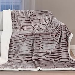 MACEVIA Sherpa Fleece Throw Blanket for Couch 3D