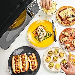 Nostalgia Modern Retro Countertop Microwave Oven
