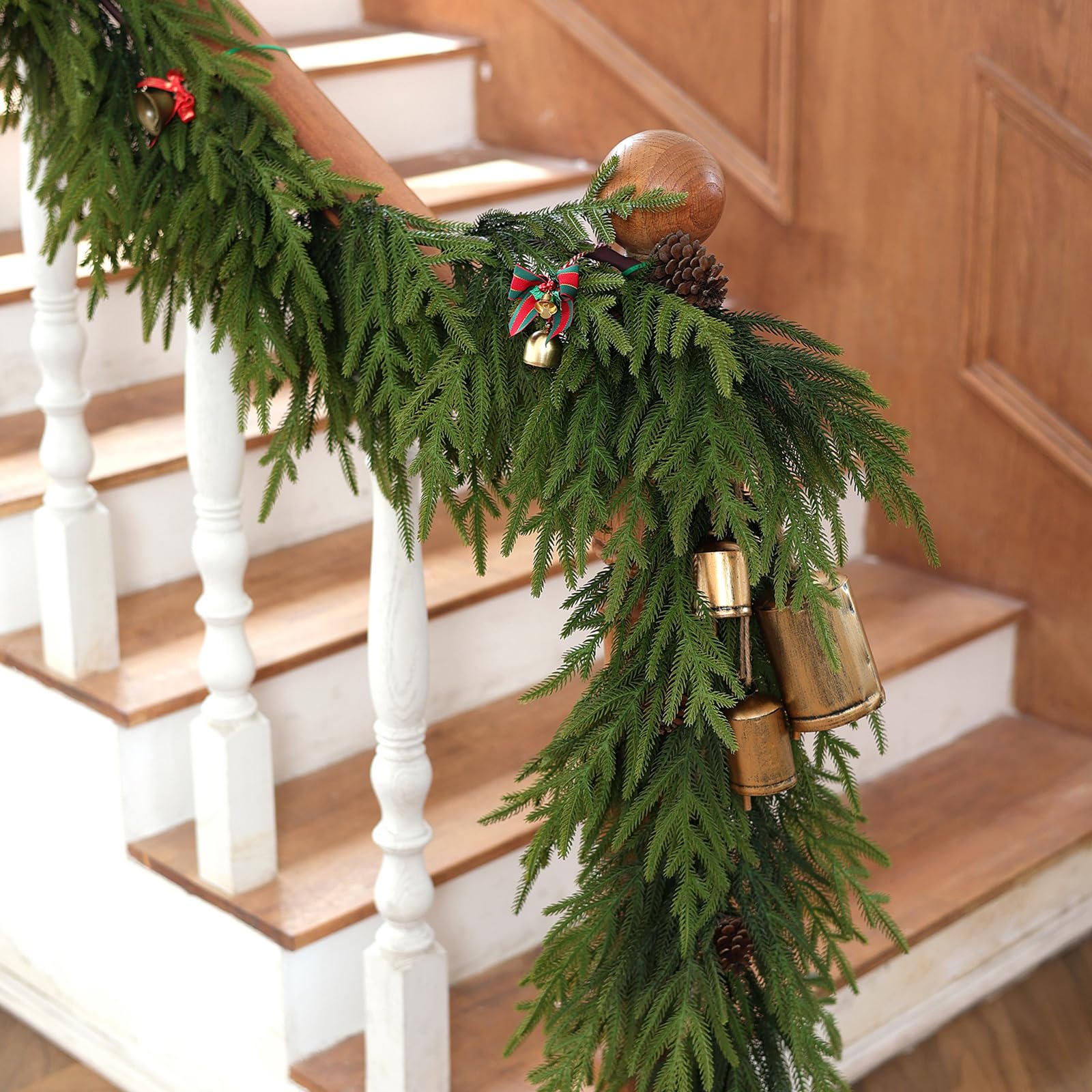 Norfolk Pine Garland