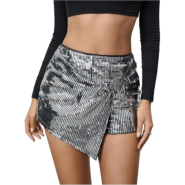 Pantalón Negro De Terciopelo Mini Flare Con Lentejuelas De Zara (29,95 Euros) | 15 Prendas De