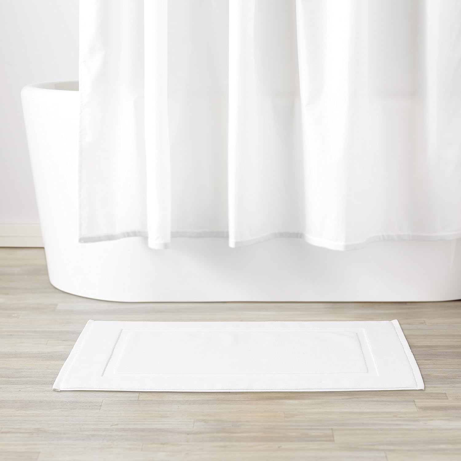 Basics Banded Bathroom Bath Rug Mat - 20 x 31 Inch, White: Home & Kitchen
