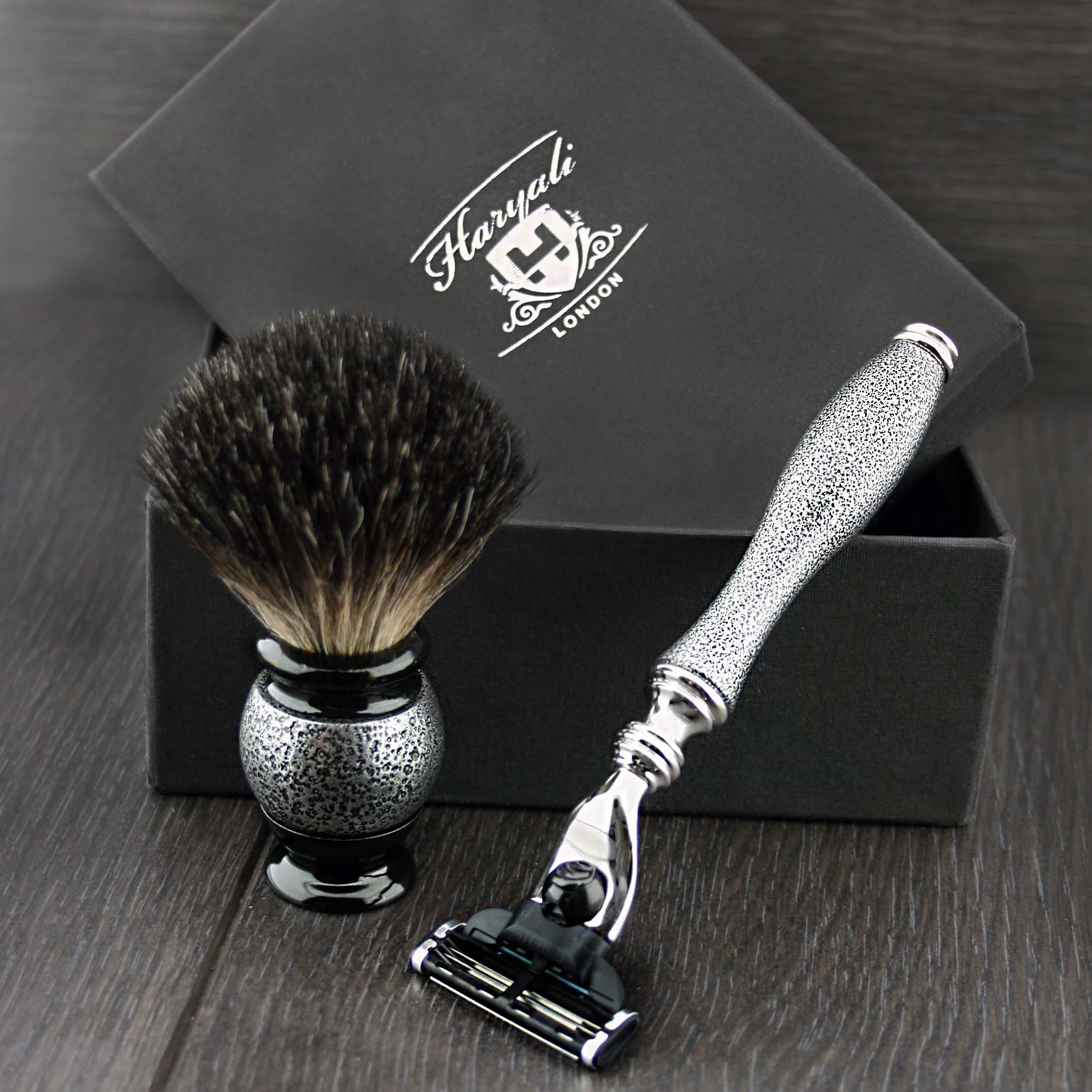 Haryali London, 2pcs Men’s Wet Shaving Set - 3 Edge Razor with Black Badger Hair Shaving Brush, Mens Grooming Gift Set for Comfortable, Smooth Shave – Silver