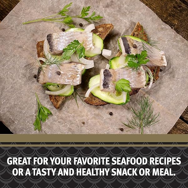 BRUNSWICK GOLDEN SMOKED HERRING FILLETS, 3.25 OZ CAN (PACK OF 12) – 18G PROTEIN PER SERVING – GLUTEN FREE, KETO FRIENDLY – GREAT FOR PASTA & SEAFOOD RECIPES