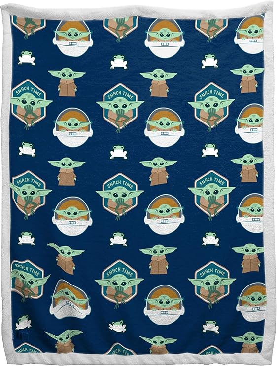 Amazon Com The Mandalorian Baby Yoda Snack Time Sherpa Backed Blanket Kitchen Dining