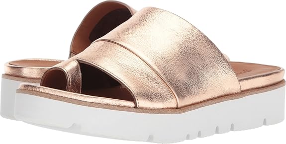 Amazon.com | Gentle Souls by Kenneth Cole Women's Lavern | Slides