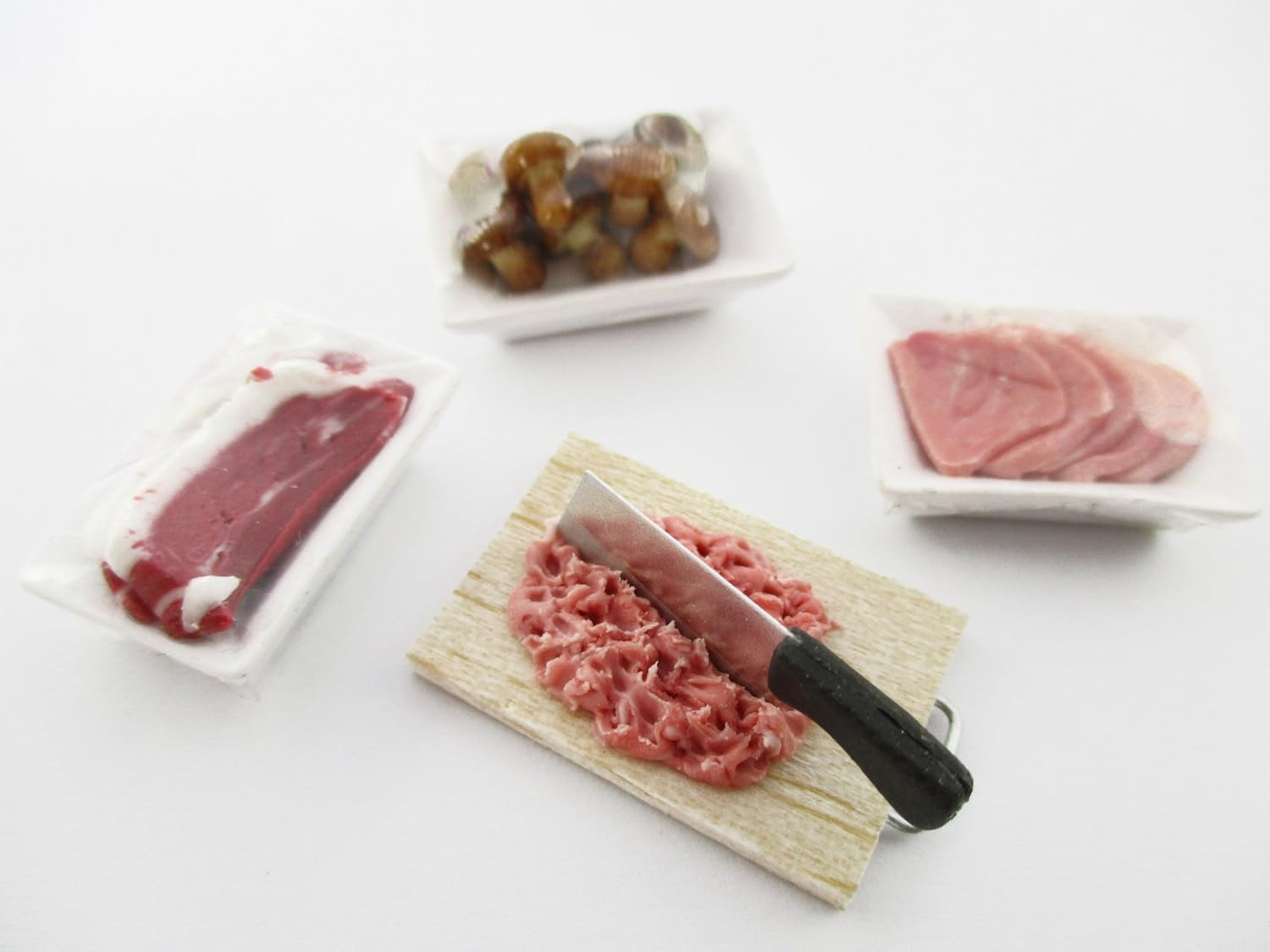 Amazon ドールハウスミニチュアfresh Food Pack Raw Meat準備withナイフセット 家具 おもちゃ