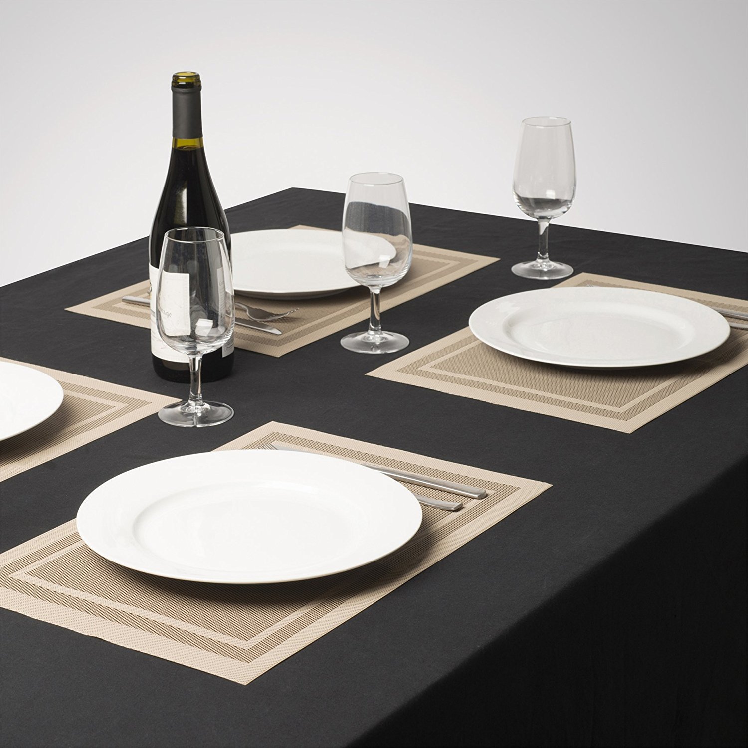 Placemat, Fashion European Style PVC Placemat Non-slip Insulation Placemat Washable Table Mats Set of 4(Beige)