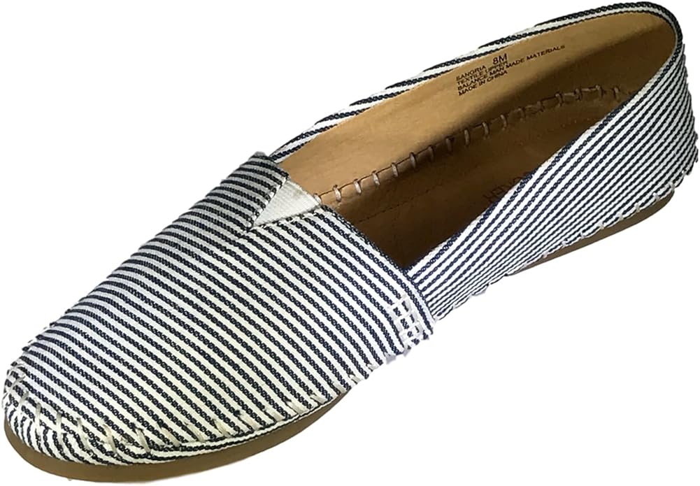 Adam Tucker Women�s Sangria SlipOn Shoe (5 M