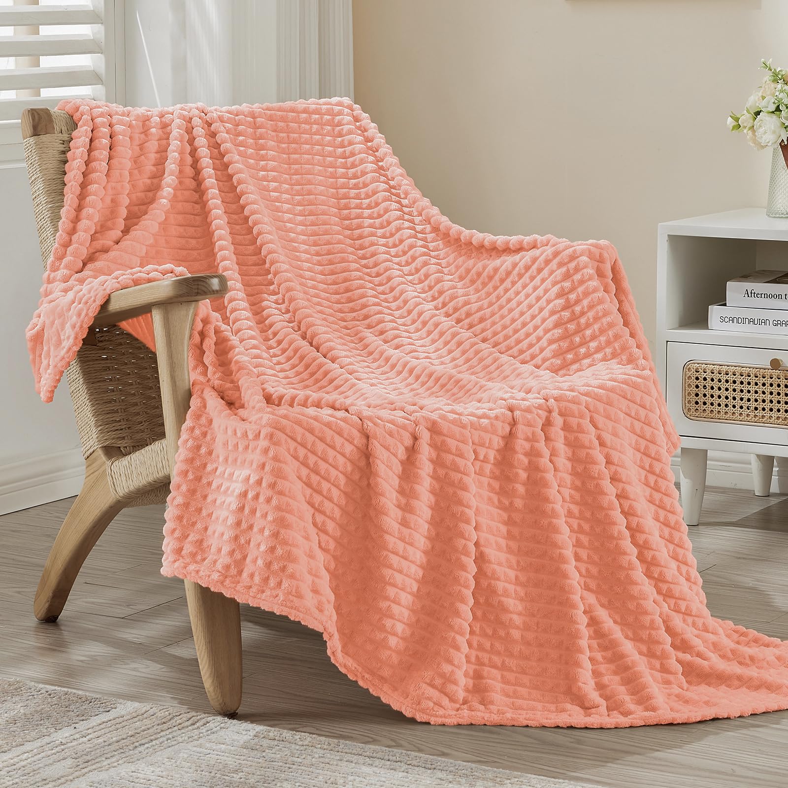 EMME Fleece Throw Blanket for Sofa, Soft, Fluffy, 3D Touch Experience, Warm Cozy Throw, Versatile Single Flannel Blanket for Bed, Couch, Sofa, Armchairs, OEKO-TEX (Pink, 130x150cm)