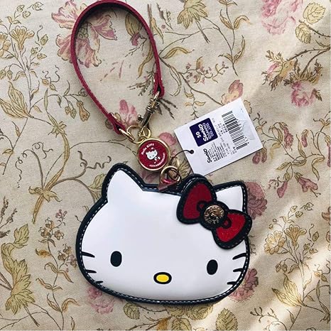 Amazon Co Jp サンリオ ハローキティ Linea ４５周年記念 ｉｄケース リール付きストラップ パスケース 社員証 カード ストラップ ホビー