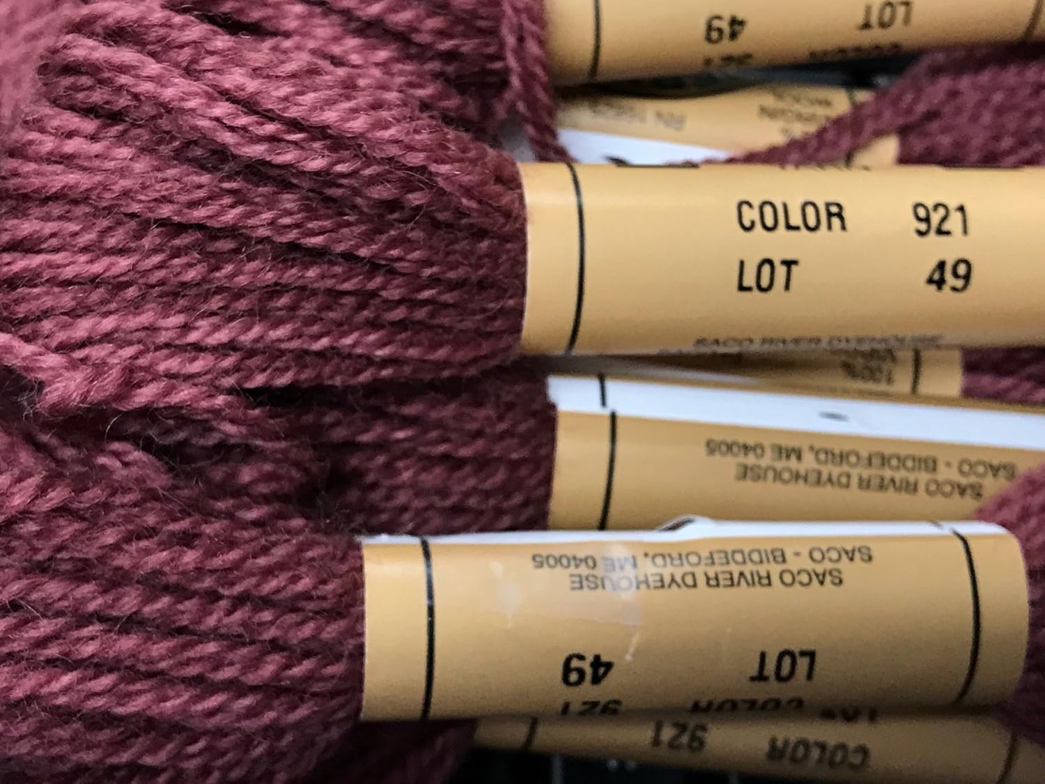 Paternayan Needlepoint 3ply Wool YarnColor921WOOD Rose