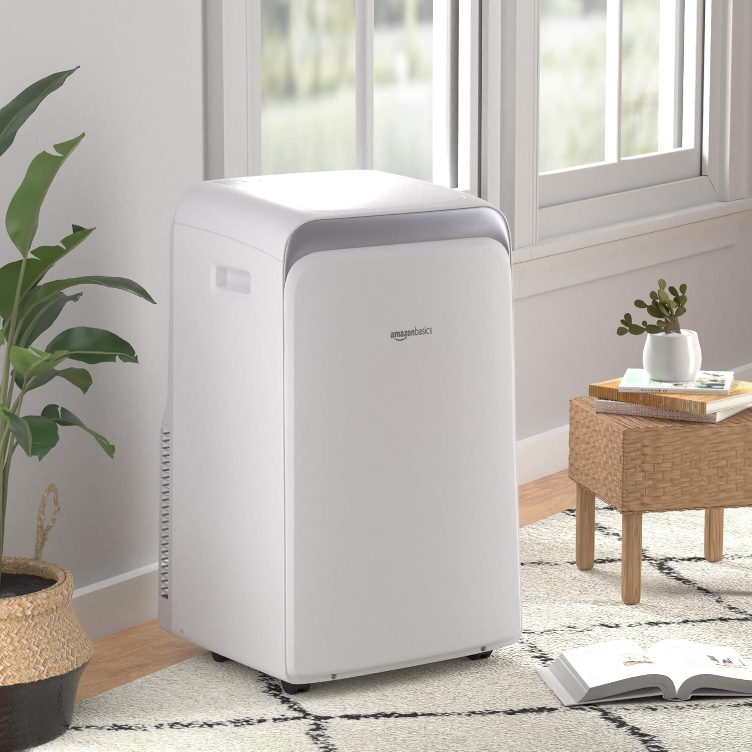 Portable 10 000 Btu Sacc 13 000 Btu Ashare Cools 700 Square Feet Basics Portable Air Conditioner With Remote Home Kitchen