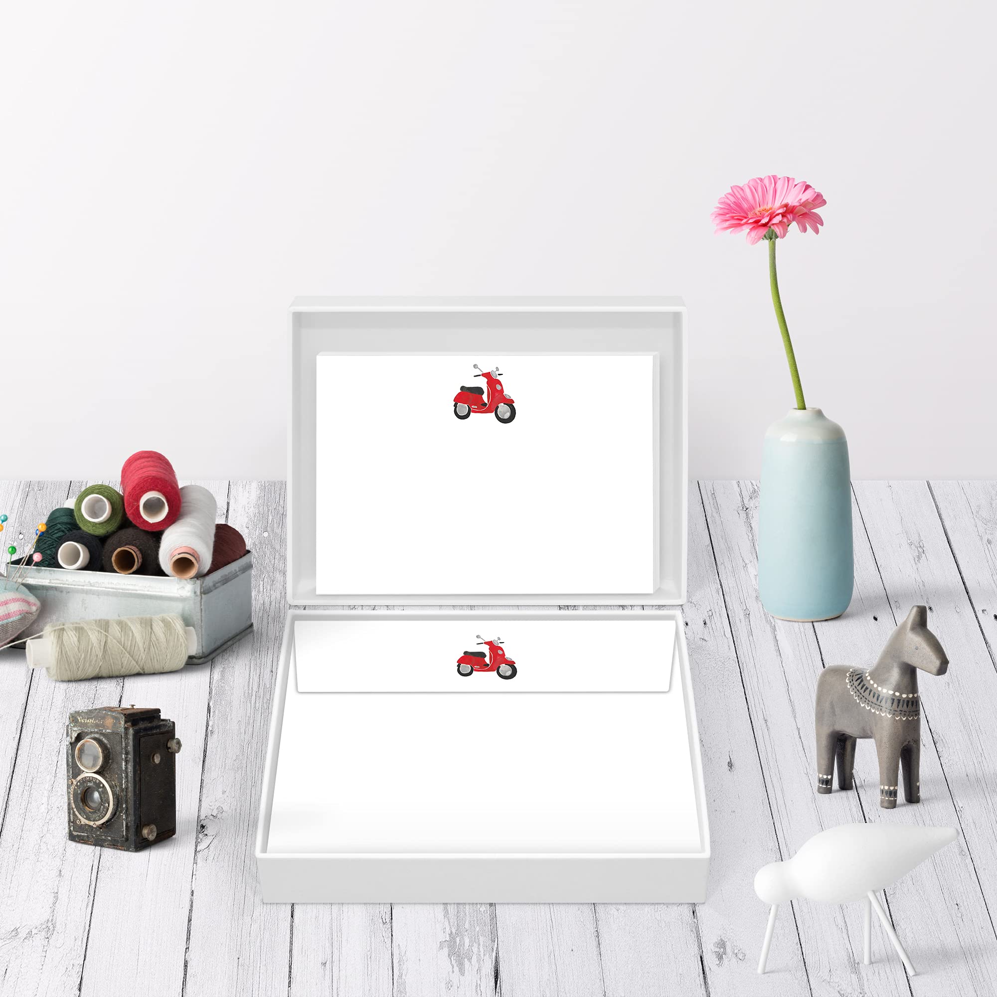Me Loovely Italian Scooter Flat Notecard and Envelopes Sets Correspondence Note Card All Occasion Blank Greeting Cards Stationery Set | Christmas Gifts (A6 Size, Pack of 40)