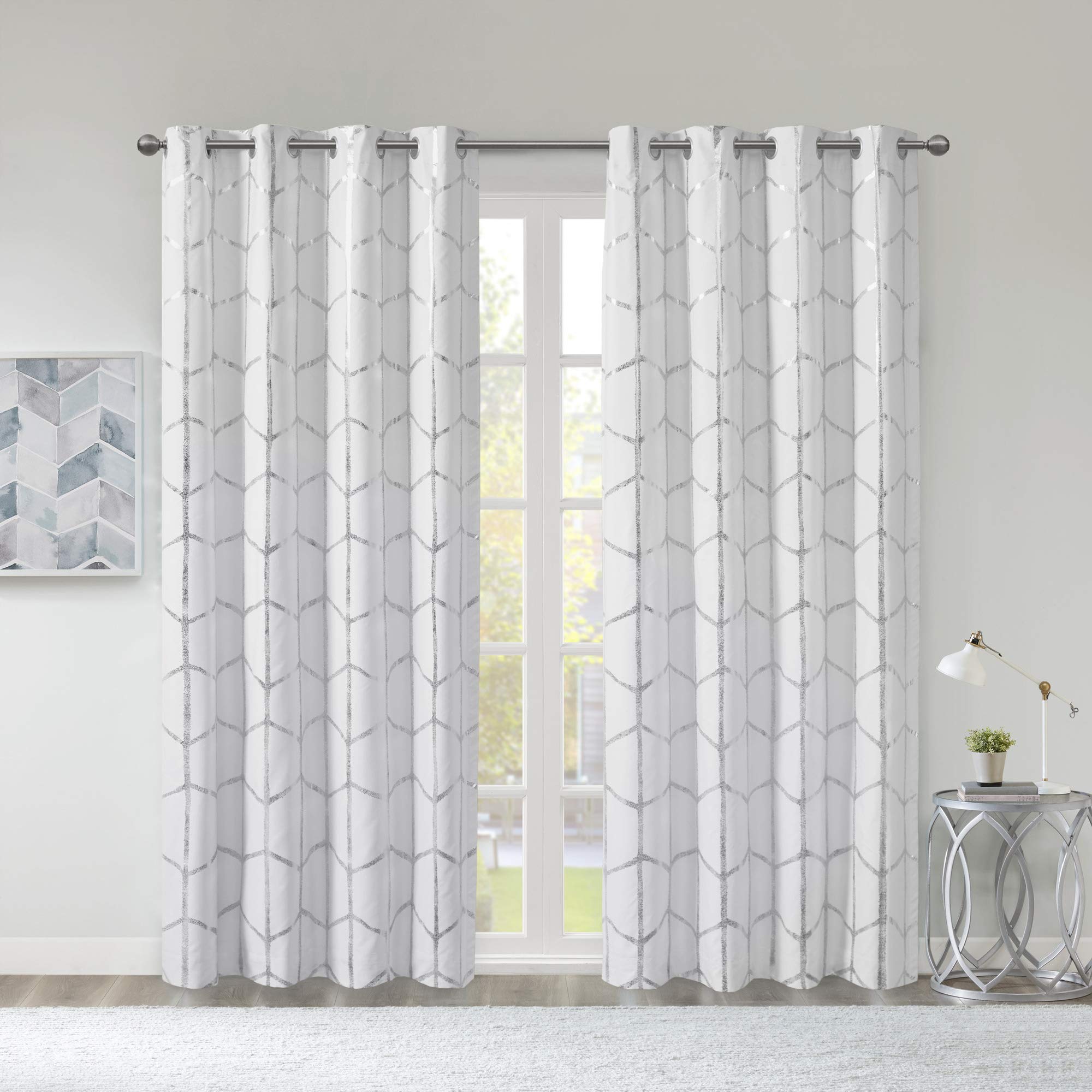 Intelligent Design Raina Total Blackout Metallic Print Grommet Top Single Curtain Panel Thermal Insulated Light Blocking Drape for Bedroom Living Room and Dorm, 50x84, White/Silver 1 Piece