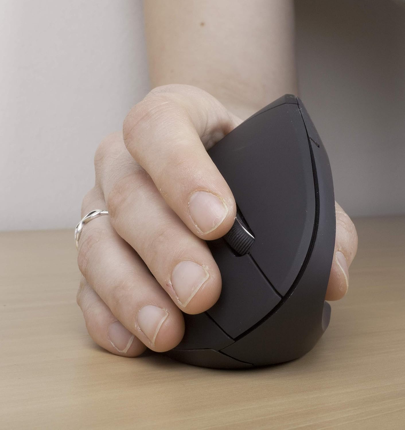 URBAN FACTORY EMR20UF ERGO MOUSE 1600 DPI WIRELESS RIGHTHANDER - (Mice & Pointing Devices Mouse), schwarz/grau - Image 3