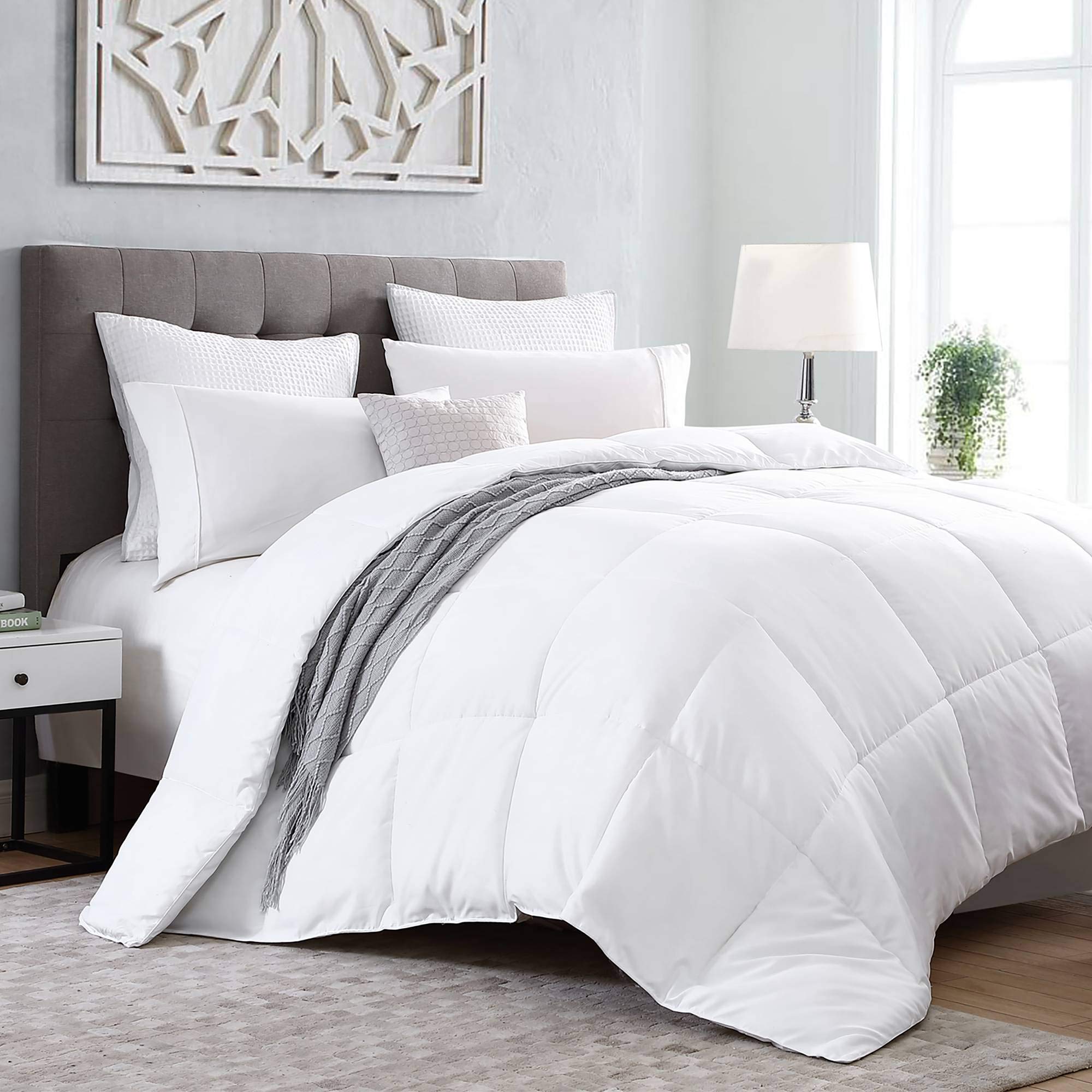 Kingsley trend White Down Alternative Comforter - California King (96 x 102) Duvet Insert All Season Soft Comforter, Machine Washable