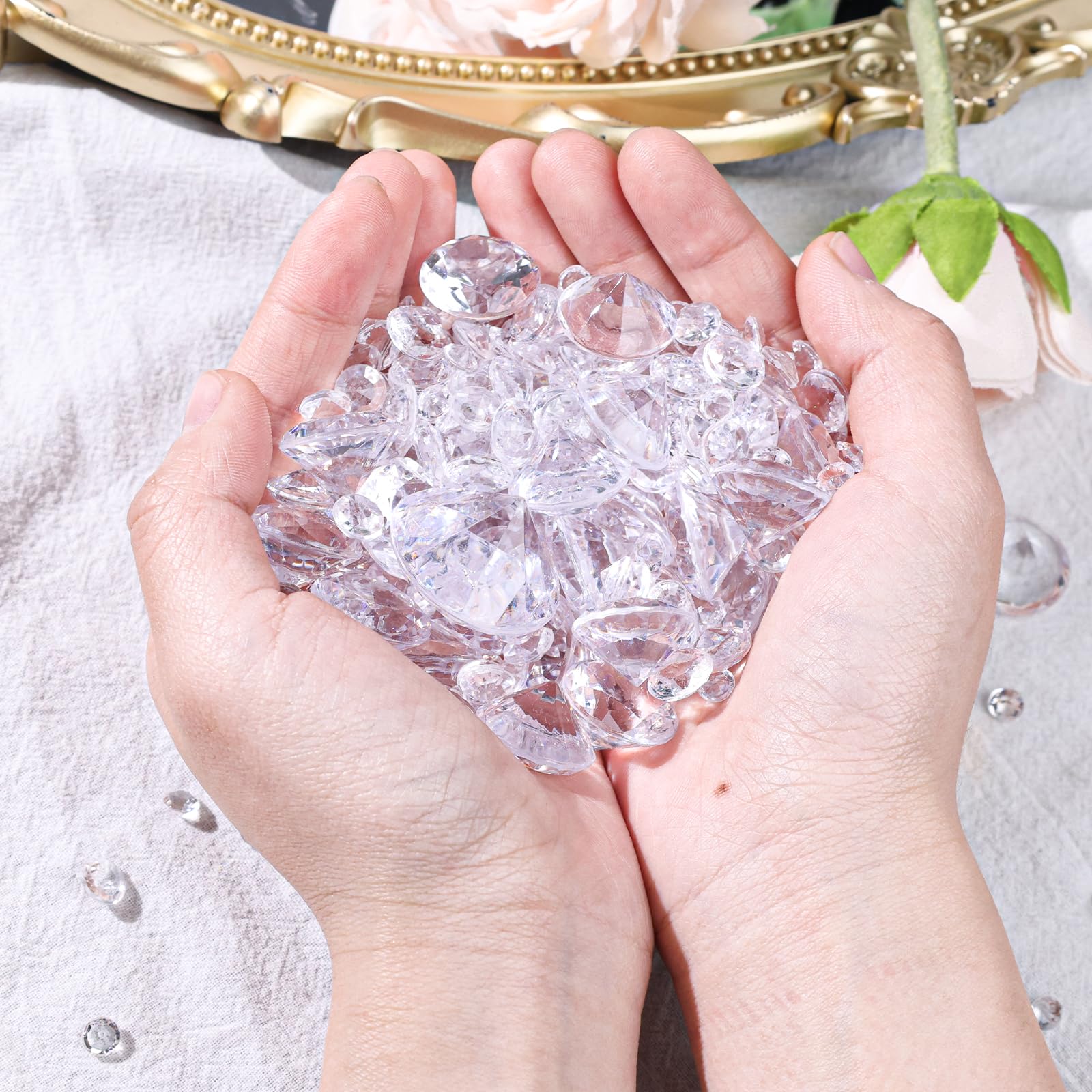 DomeStar 1,000PCS Diamond Decorations, Clear Fake Diamonds Vase Fillers Acrylic Crystal Gems for Wedding Table Scatters Party Decor