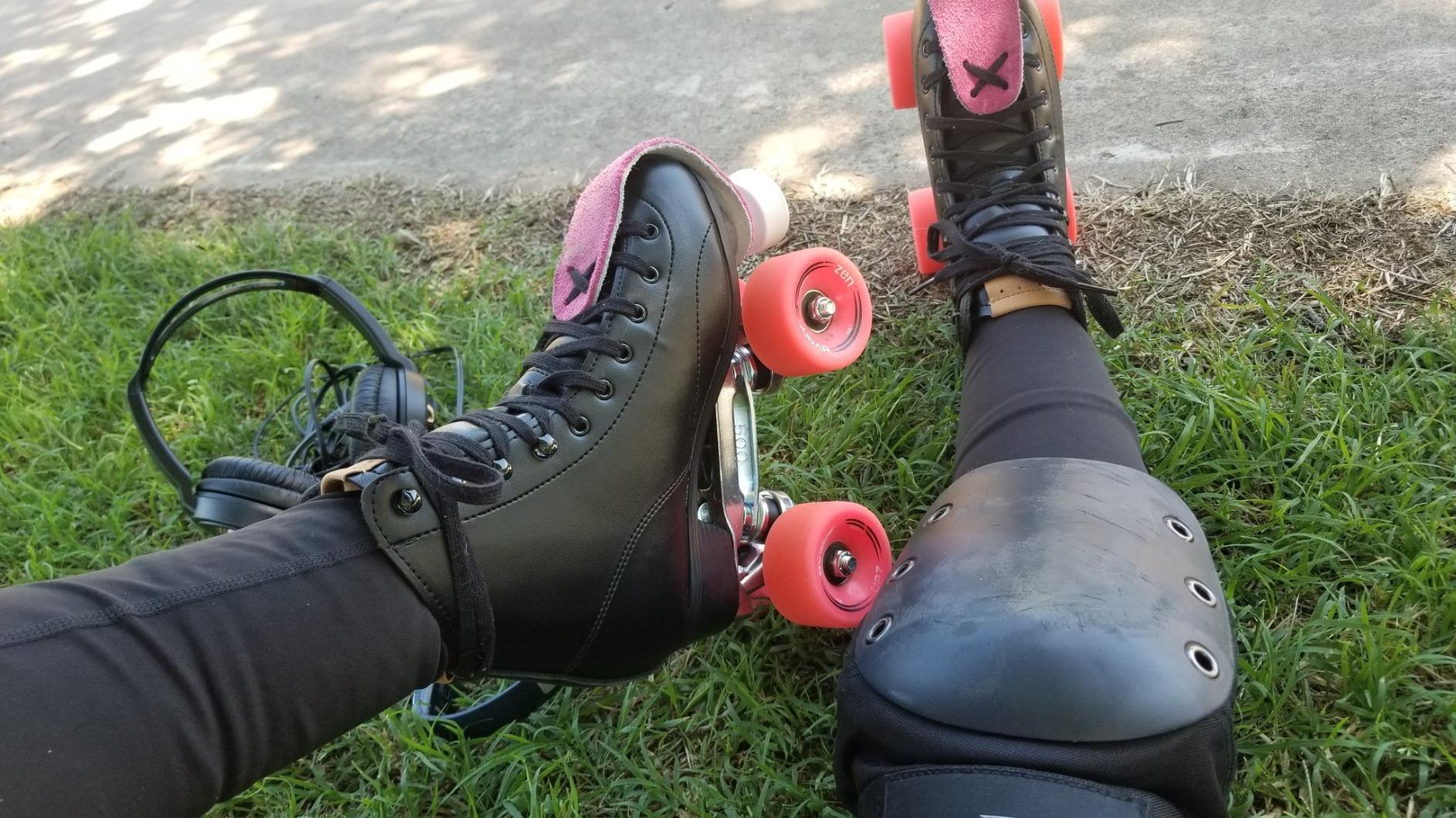 8/mo Finance Roller Derby Cruze XR Rush Hightop Men's Roller