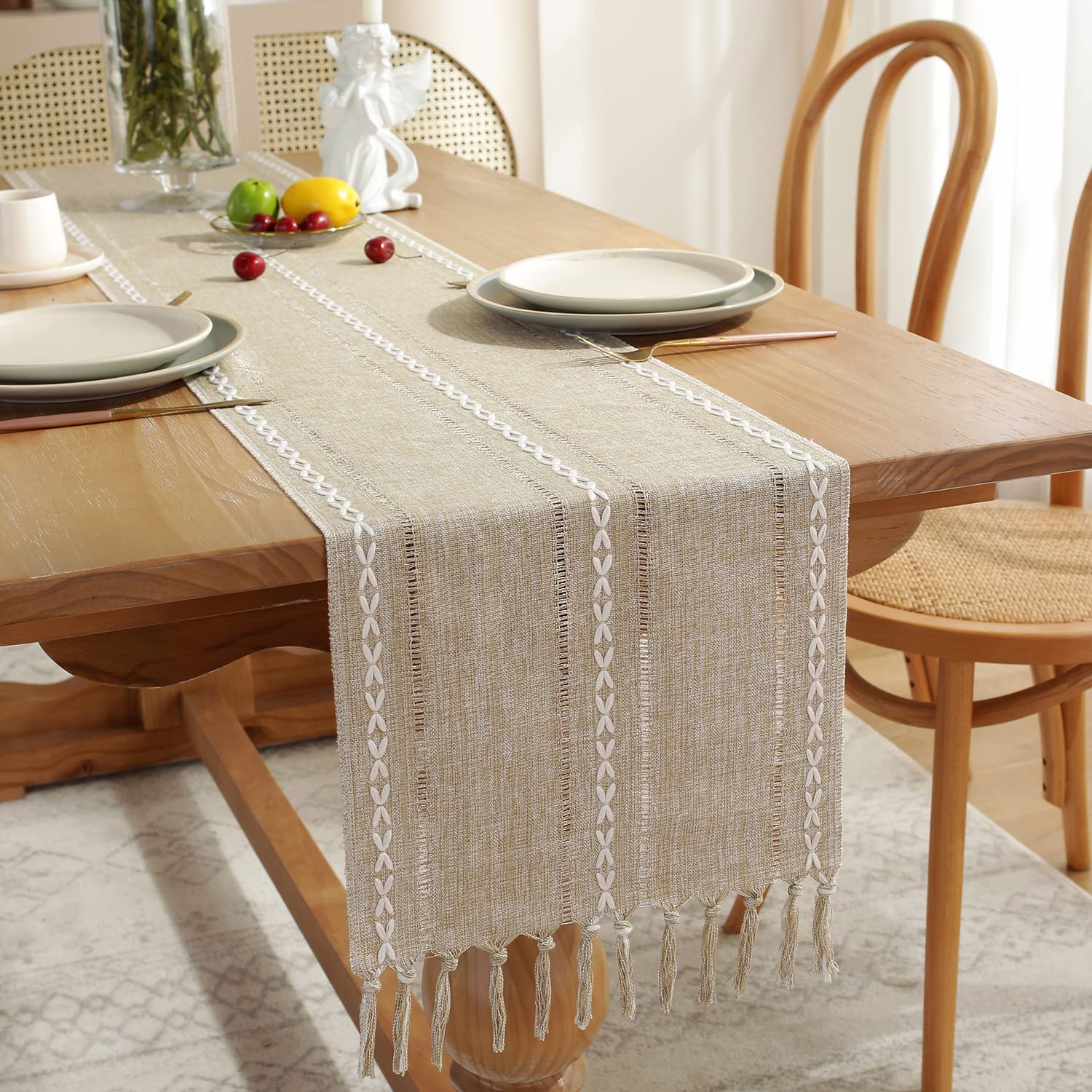 Yicorgard Farmhouse Table Runner Rustic Style 33 x 183 cm, Braided Striped Linen Table Runner 72 Inches Long with Tassels for Dining Room Kitchen Reading Dresser Décor,Cream — image 1