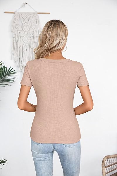 VICHYIE WOMENS SUMMER SHORT SLEEVE TOPS SQUARE NECK LOOSE TUNICS HENLEY CASUAL SHIRT SEXY BASIC BLOUSE TOP TSHIRT LIGHT KHAKI M