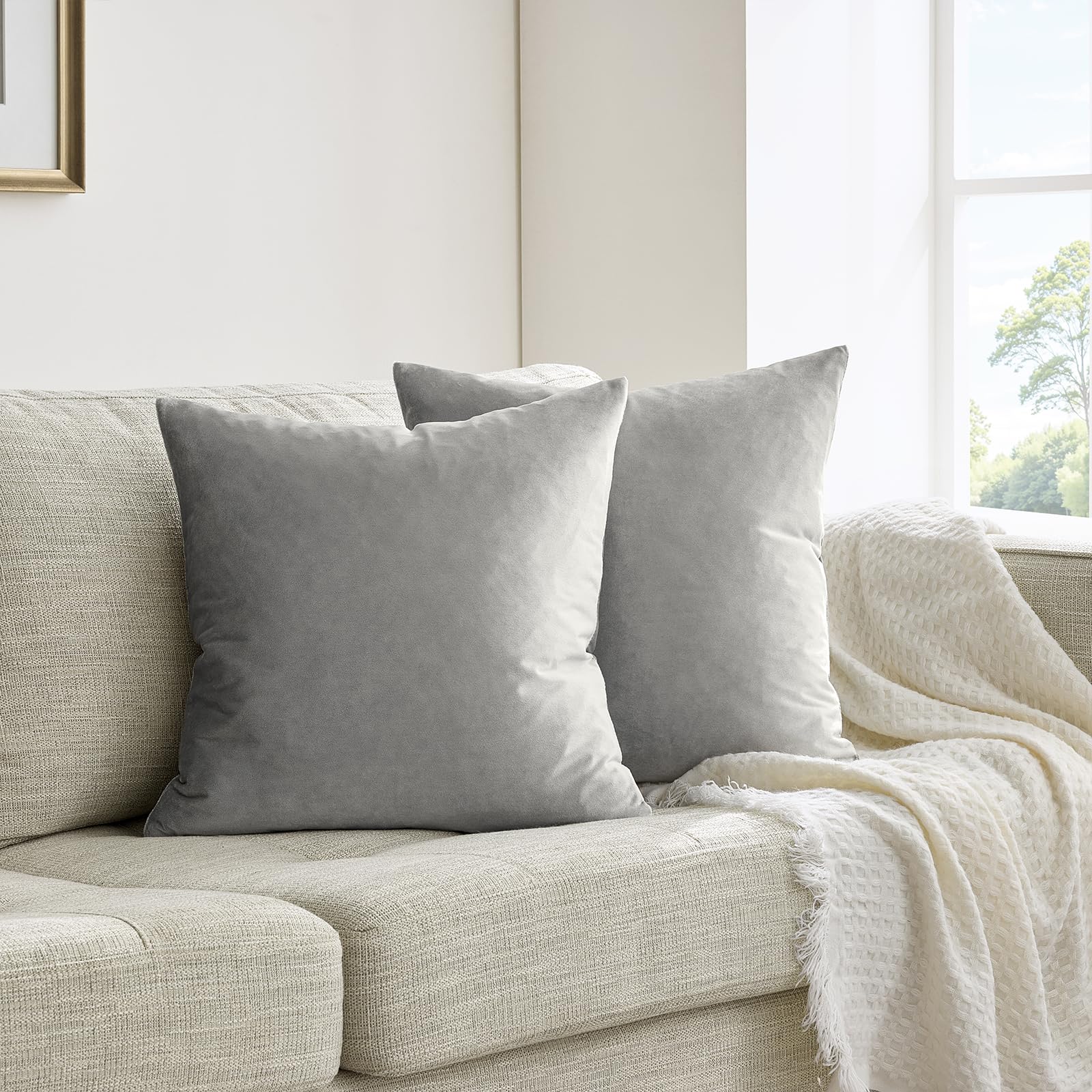 GIGIZAZA Grey Cushion Covers 16 x 16 Inch Velvet Decorative Square Throw Pillowcases for Sofa Living Room Bedroom 40cm x 40cm 2 Pack