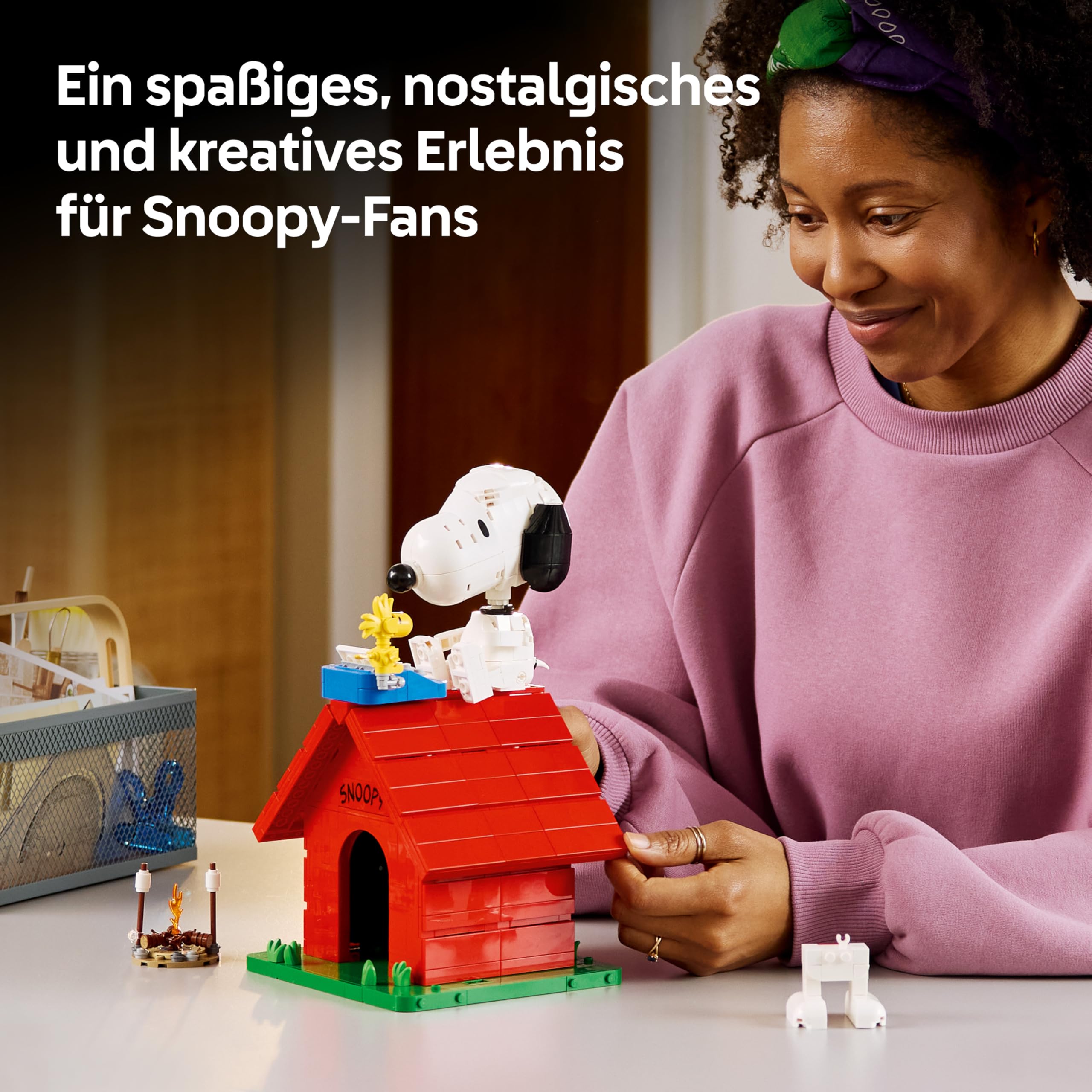 LEGO Ideas Peanuts: Snoopys Hundehütte - Modellbau für Erwachsene Snoopy und Woodstock Figuren - DIY Deko für Schreibtisch oder Regal - Geschenkidee für Fans - 21368 3