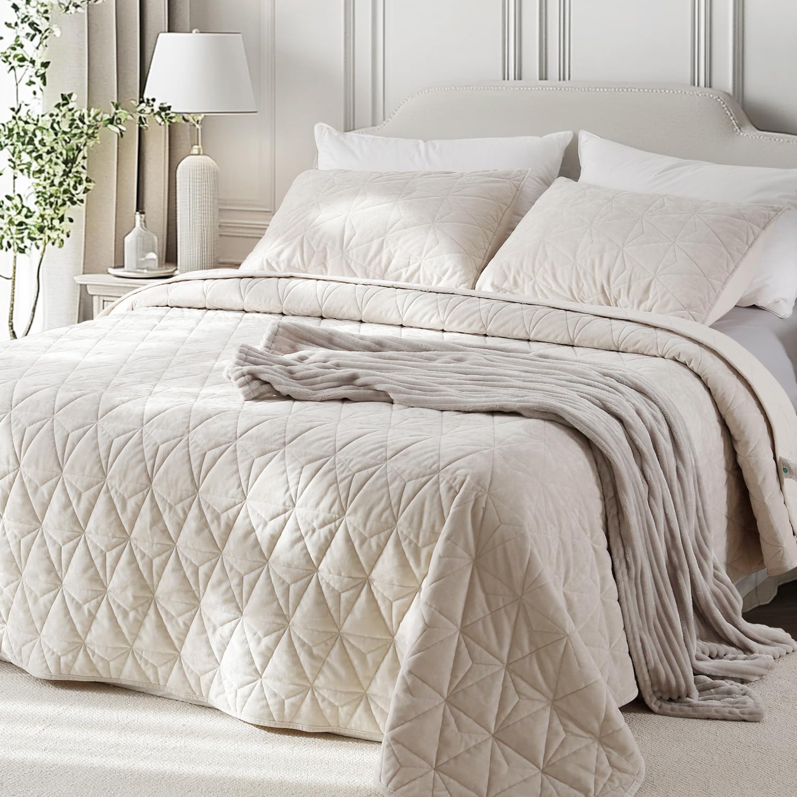 Photo 1 of DAWNDIOR Luxury Velvet Oversized California King Quilt Set - 112"x106" Geometric Stitched Triple-Layered Lightweight All-Season Coverlet with 2 Pillow Shams, Khaki Gray