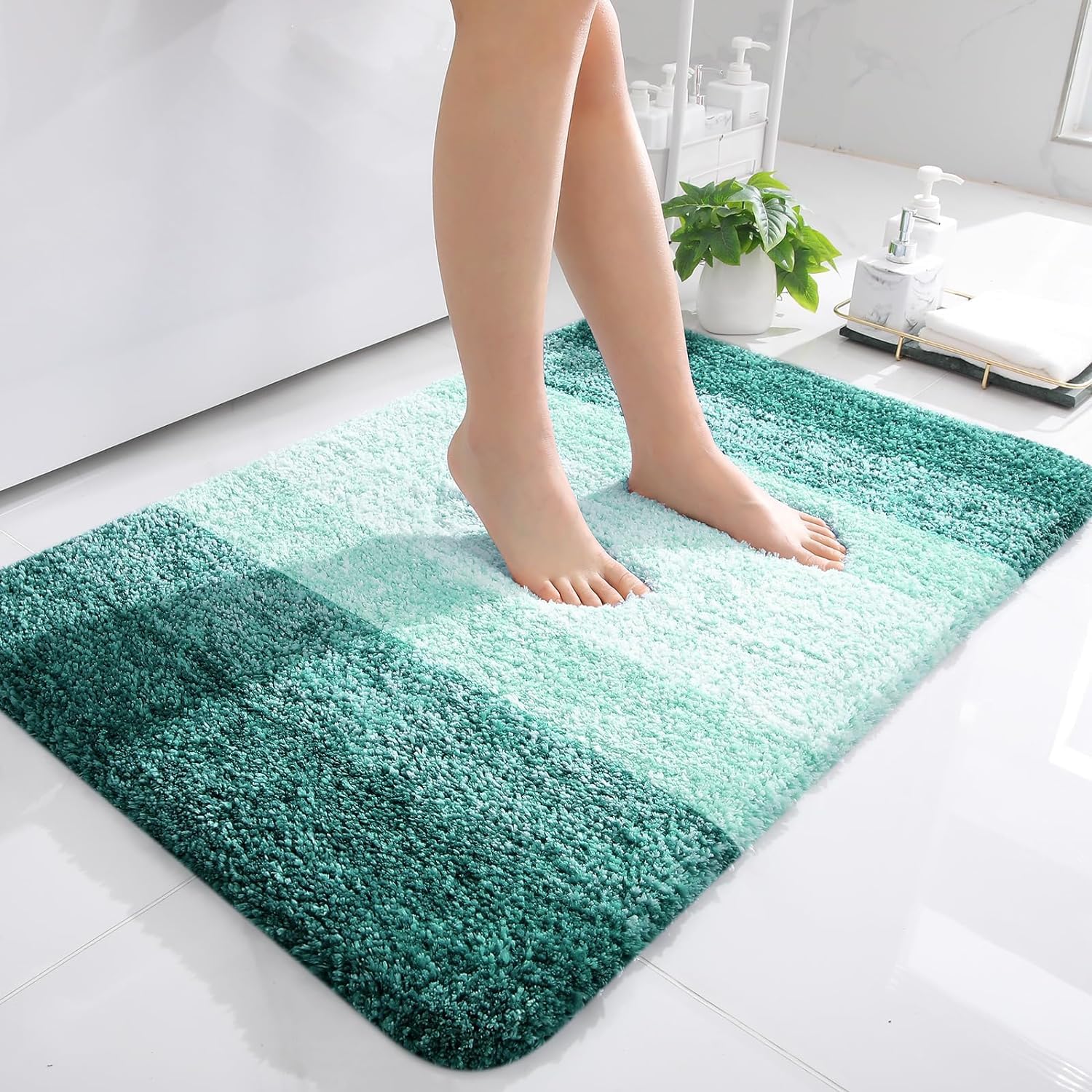 smiry Microfiber Bath Mat, 60 x 90 cm, Non-Slip Super Absorbent Bathroom Mat, Extra Soft Thick Floor Foot Mat, Fluffy Shaggy Bath Mats Rugs for Bathroom, Hunter Green