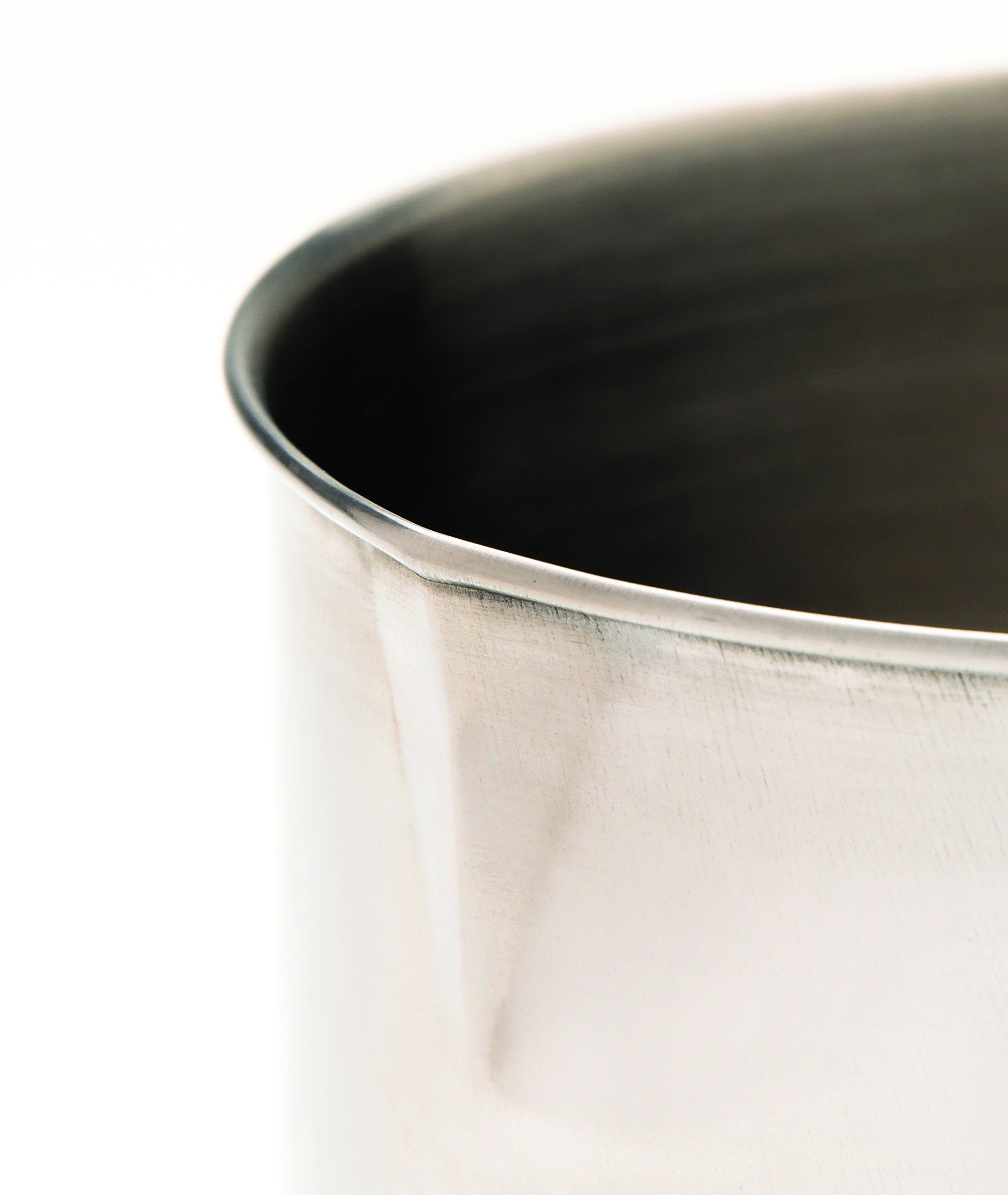 Cooking Oil and Bacon Grease Catcher, Container, and Keeper. Perfect As