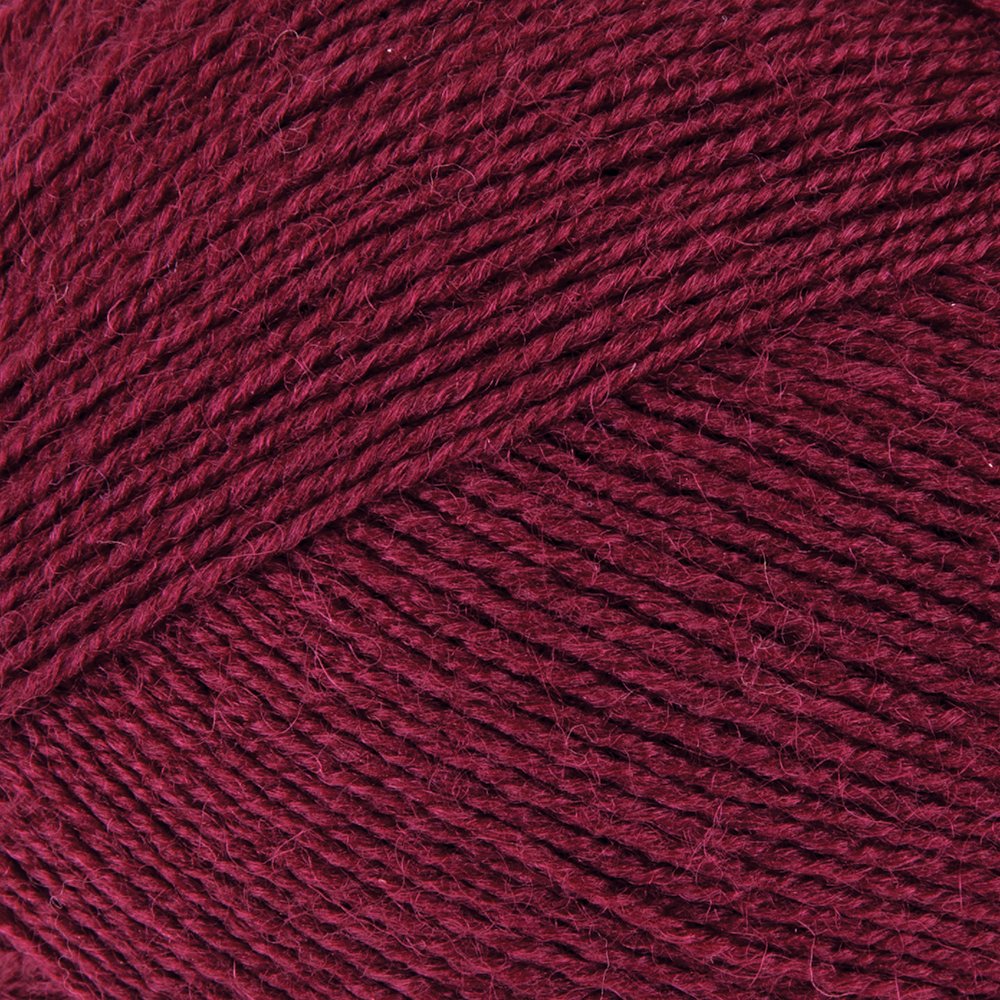 Mary Maxim Step Softly Yarn, Wool, Garnet, 17.78 x 10.16 x 7.62 cm